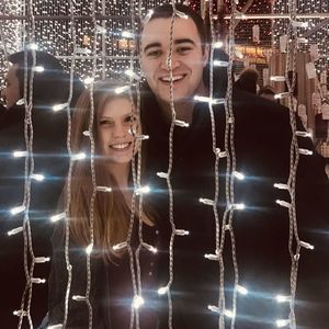 Meet your Posher, Caitlin